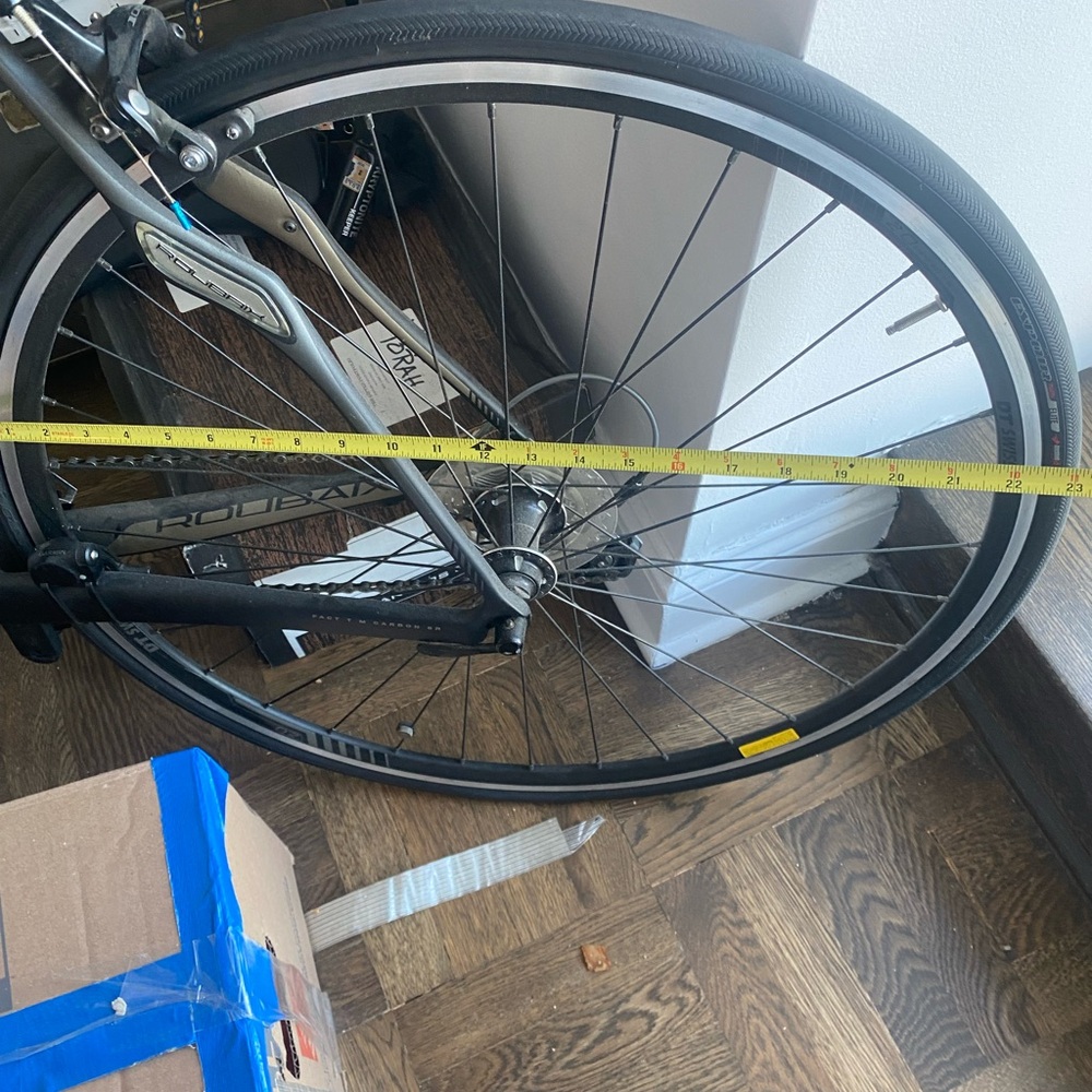 Specialized Matte Black Performance Bike - Picture 4 of 12